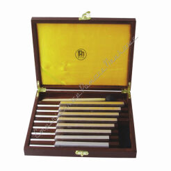 Kamertony -  zestaw walizkowy 8 kamertonów